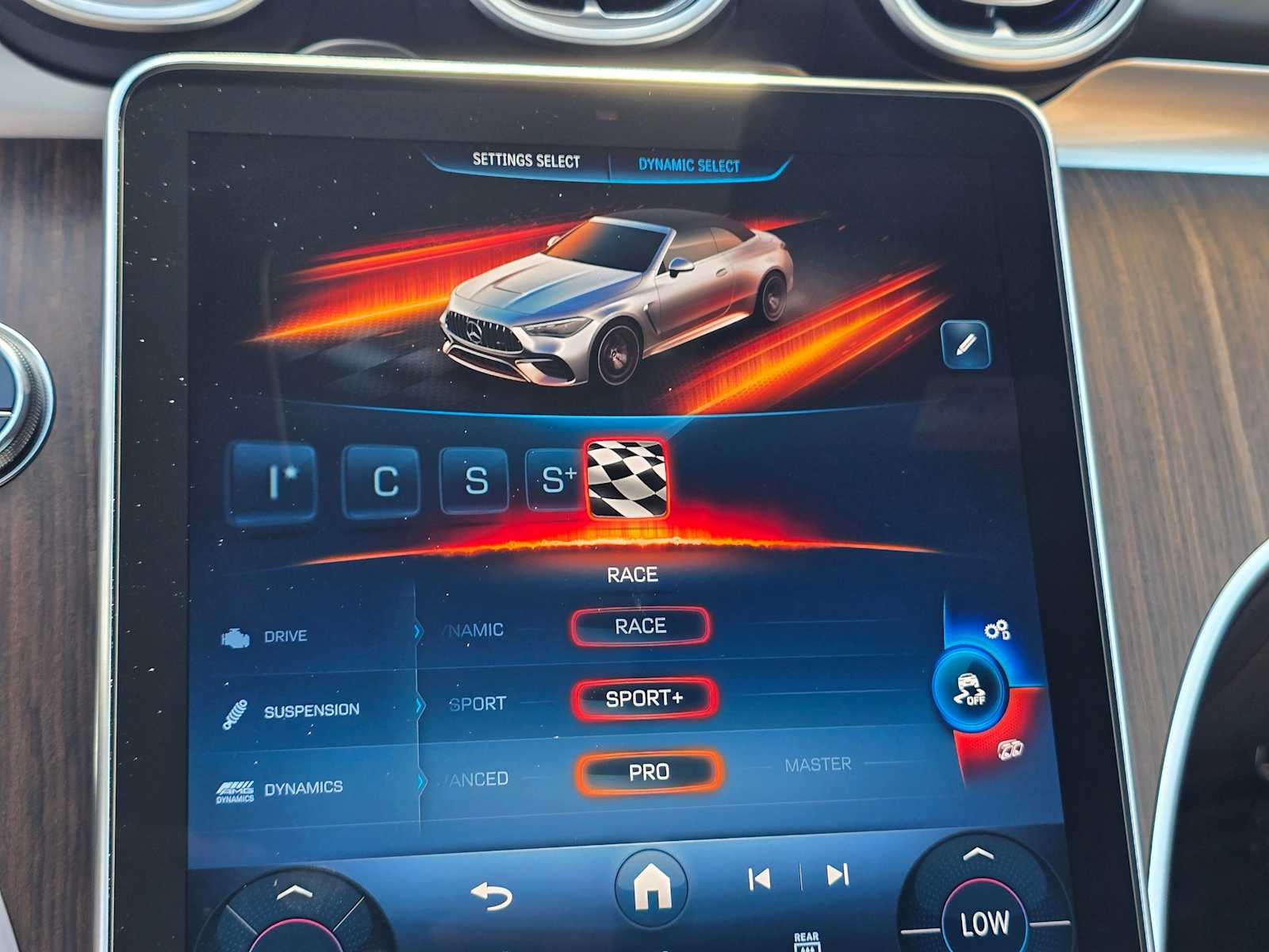 2026 Mercedes-Benz AMG® CLE 53 4MATIC®+ Cabriolet