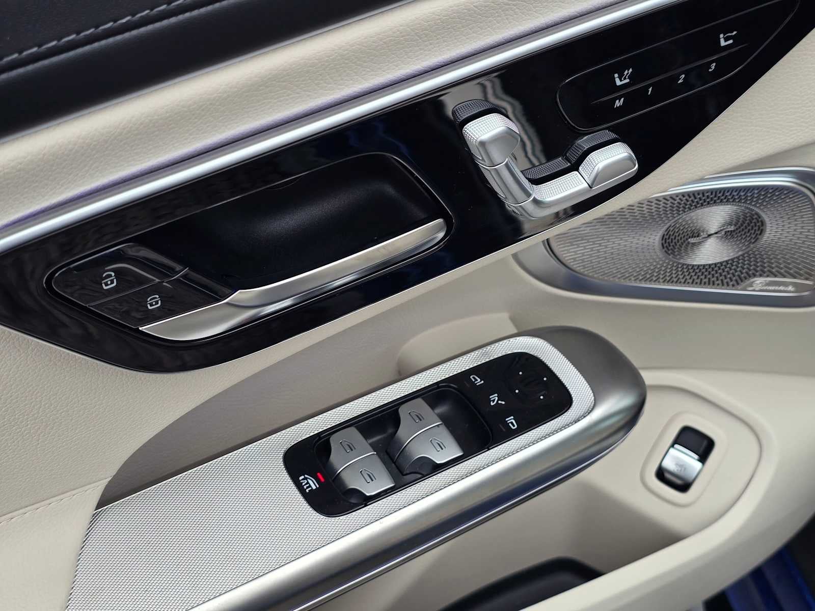 2027 Mercedes-Benz AMG® CLE 53 4MATIC®+ Cabriolet