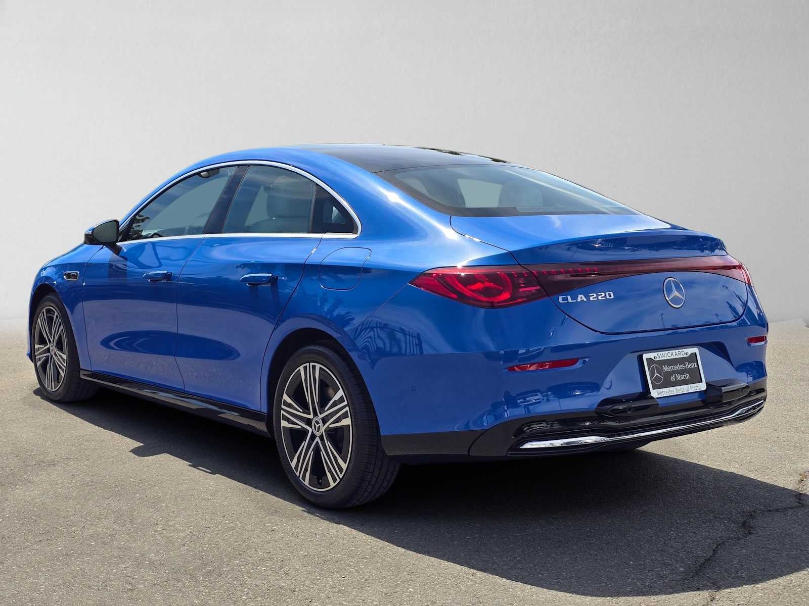 2027 Mercedes-Benz CLA 220 Hybrid FWD