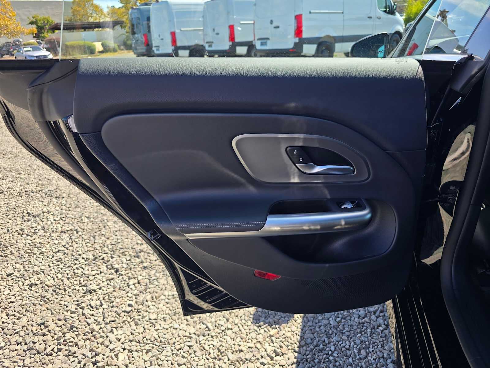 2027 Mercedes-Benz CLA 220 Hybrid FWD