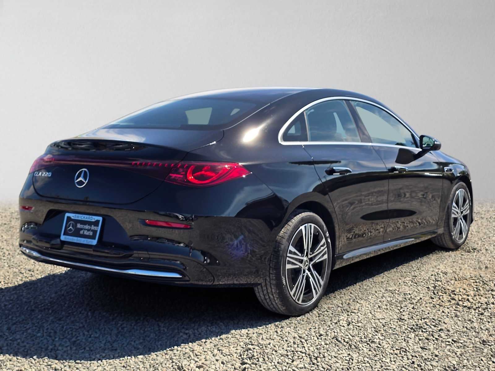 2027 Mercedes-Benz CLA 220 Hybrid FWD