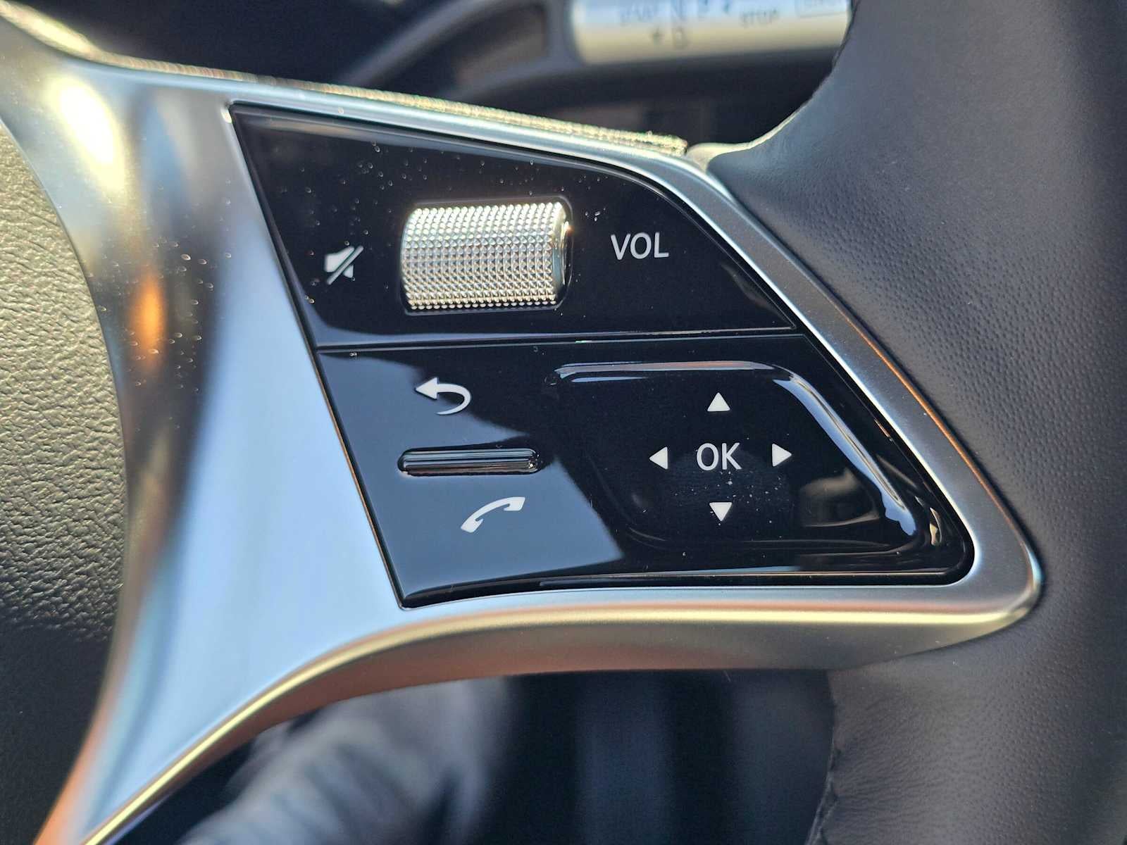2027 Mercedes-Benz CLA 220 Hybrid FWD