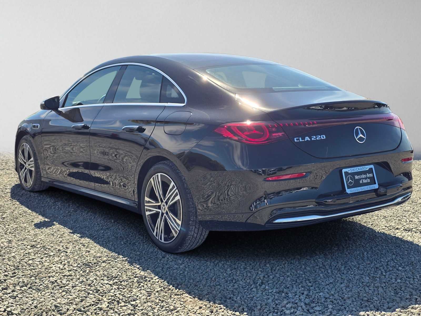 2027 Mercedes-Benz CLA 220 Hybrid FWD