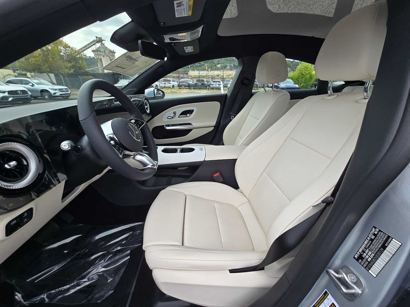 2027 Mercedes-Benz CLA 220 Hybrid FWD