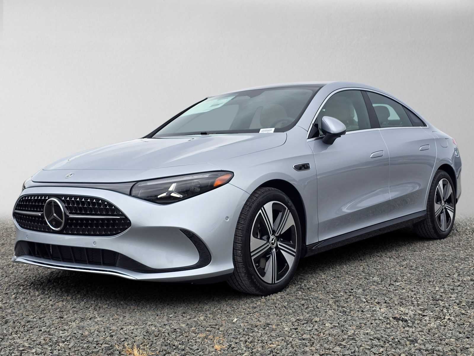 2027 Mercedes-Benz CLA 220 Hybrid FWD