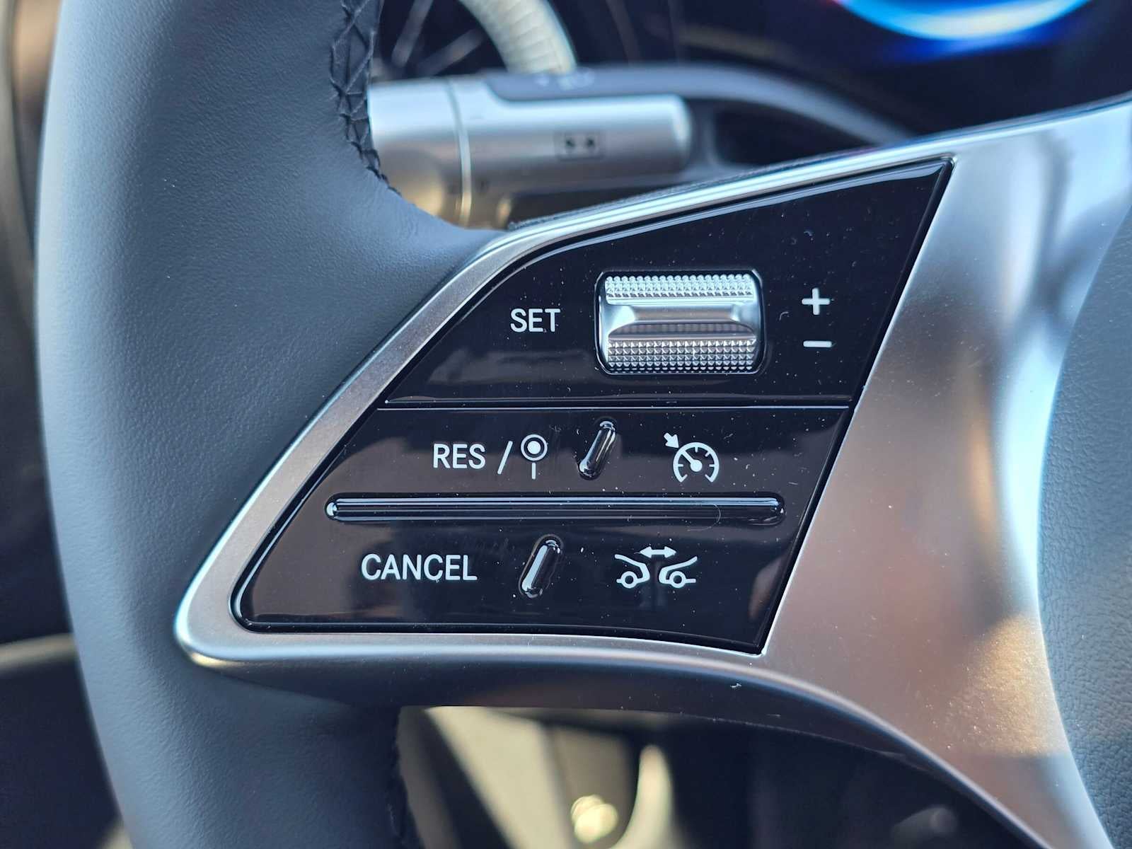 2027 Mercedes-Benz CLA 220 Hybrid FWD