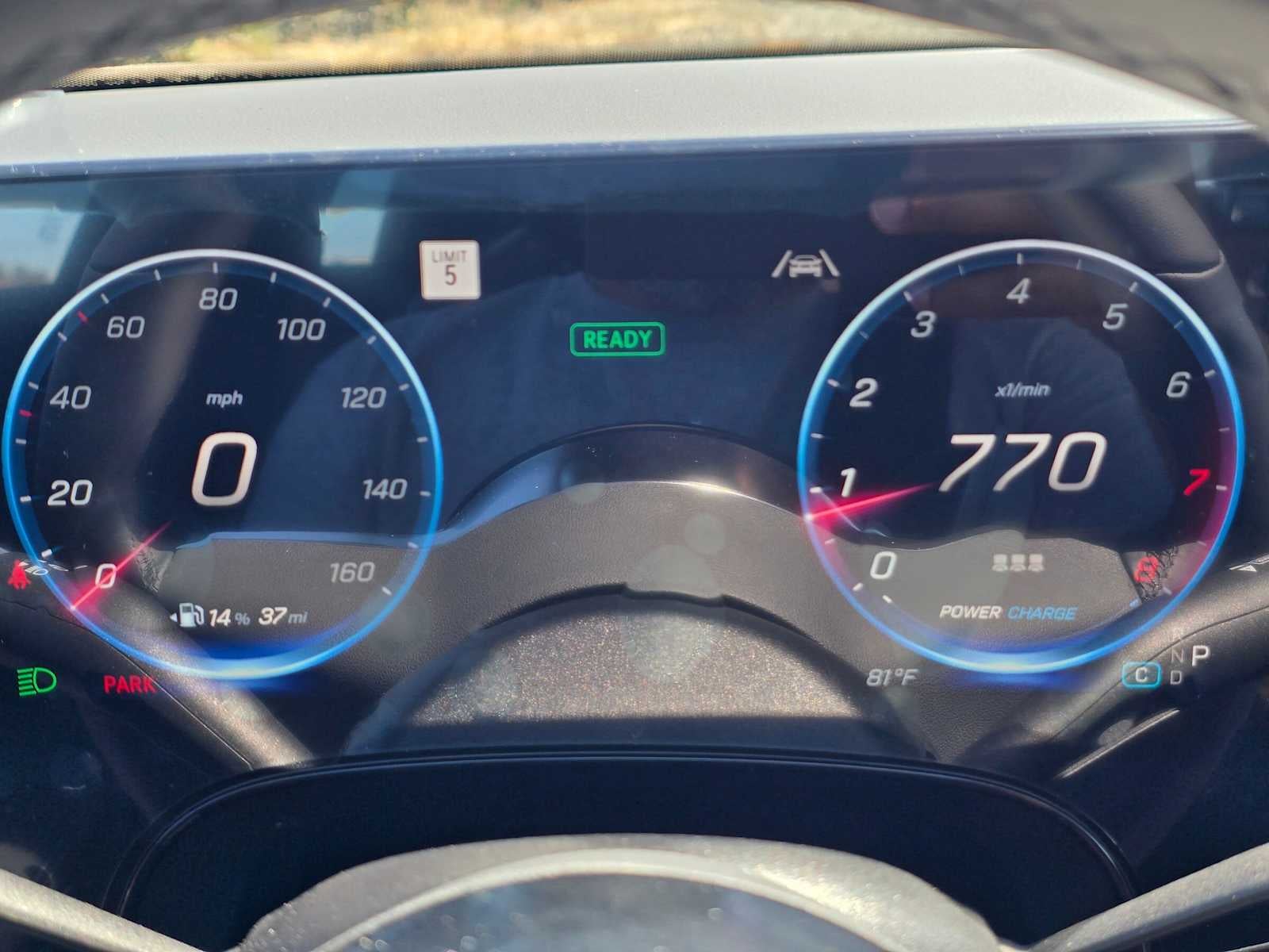 2027 Mercedes-Benz CLA 220 Hybrid FWD