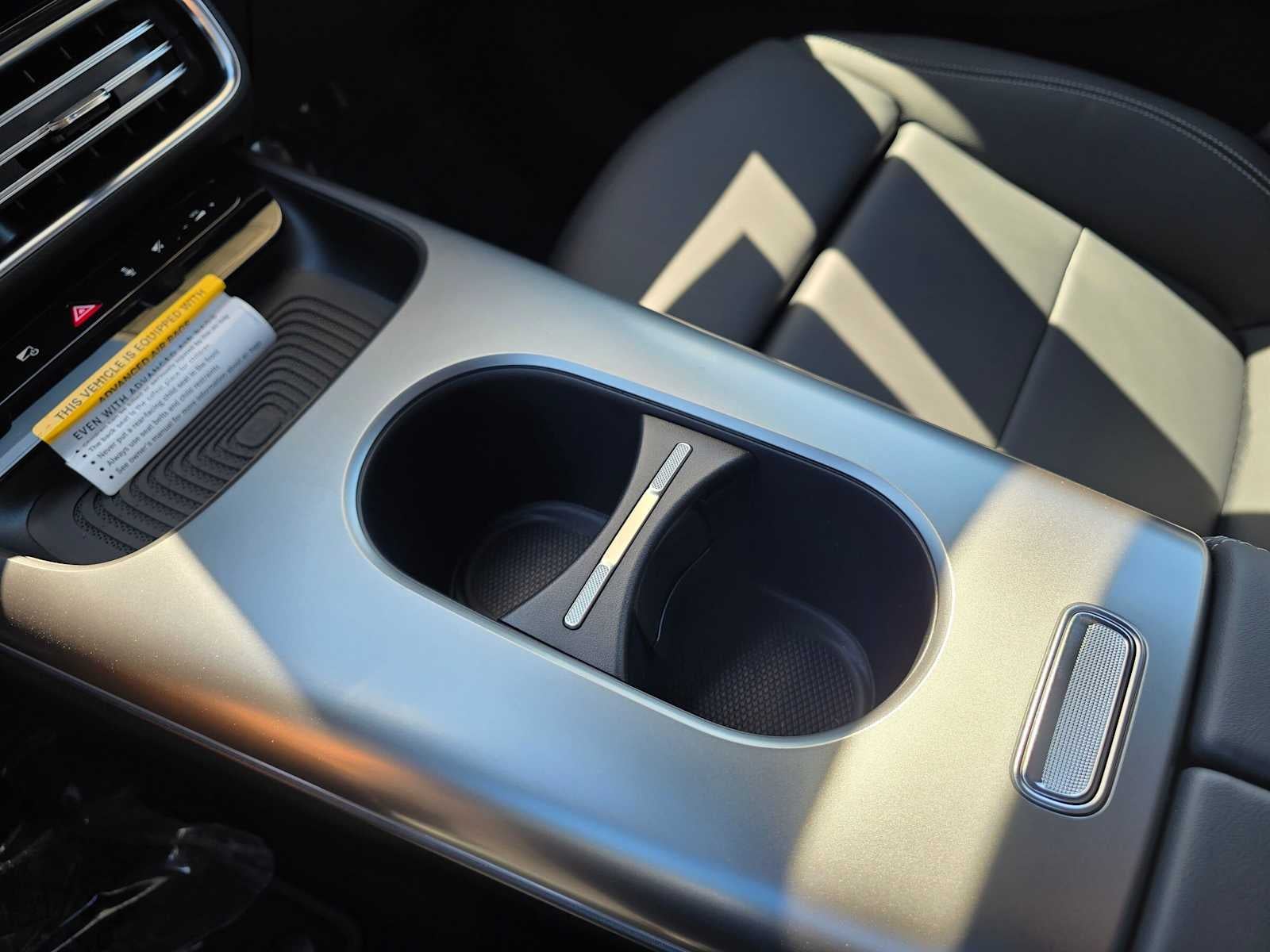 2027 Mercedes-Benz CLA 220 Hybrid FWD
