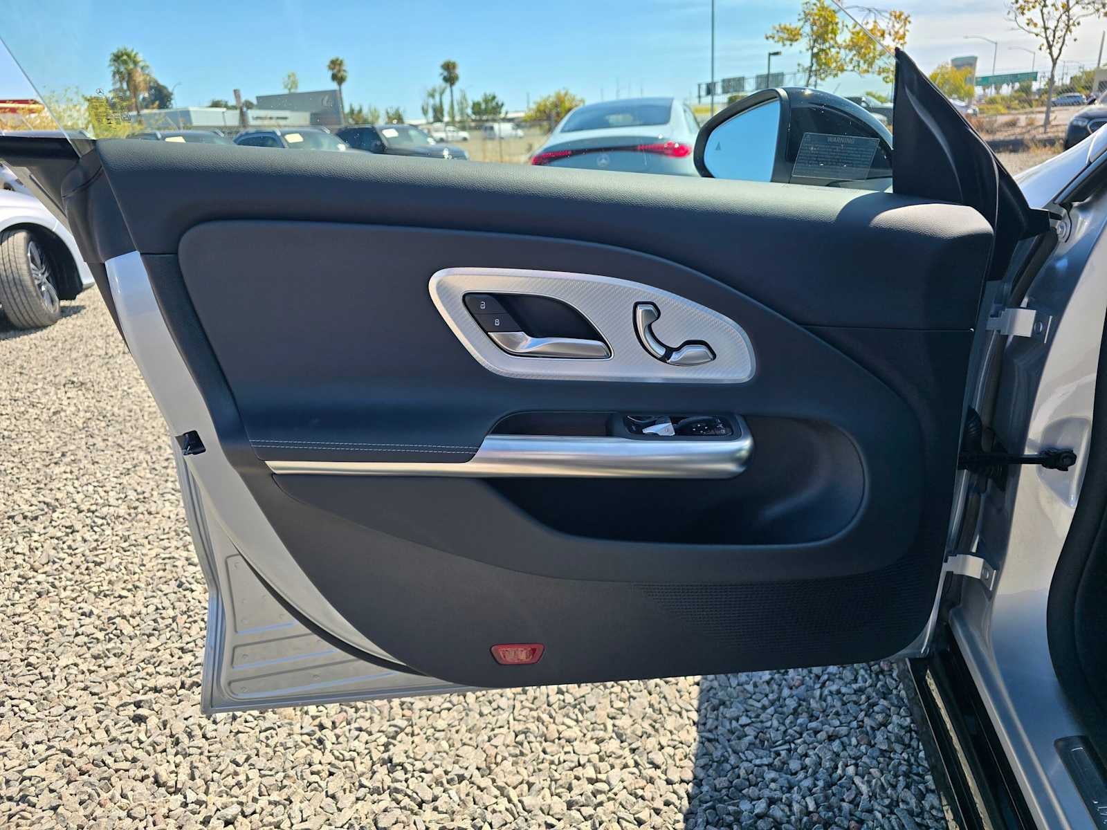 2027 Mercedes-Benz CLA 220 Hybrid FWD
