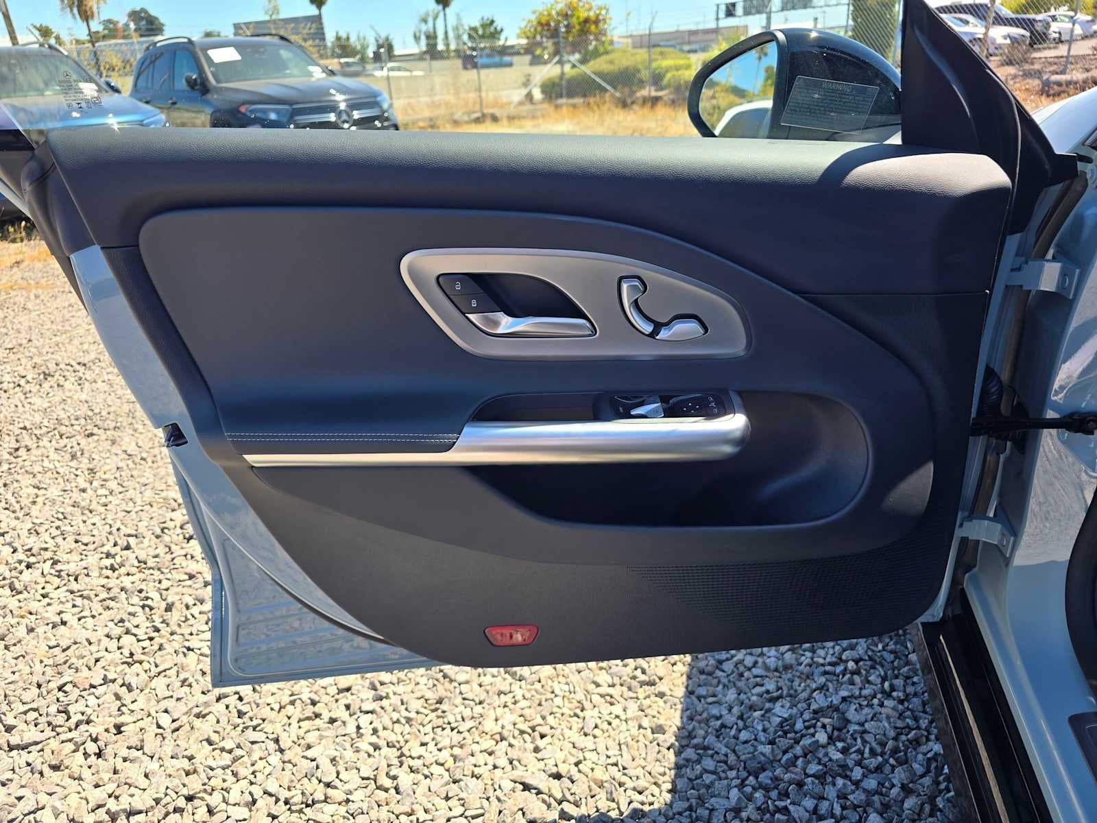 2027 Mercedes-Benz CLA 220 Hybrid FWD