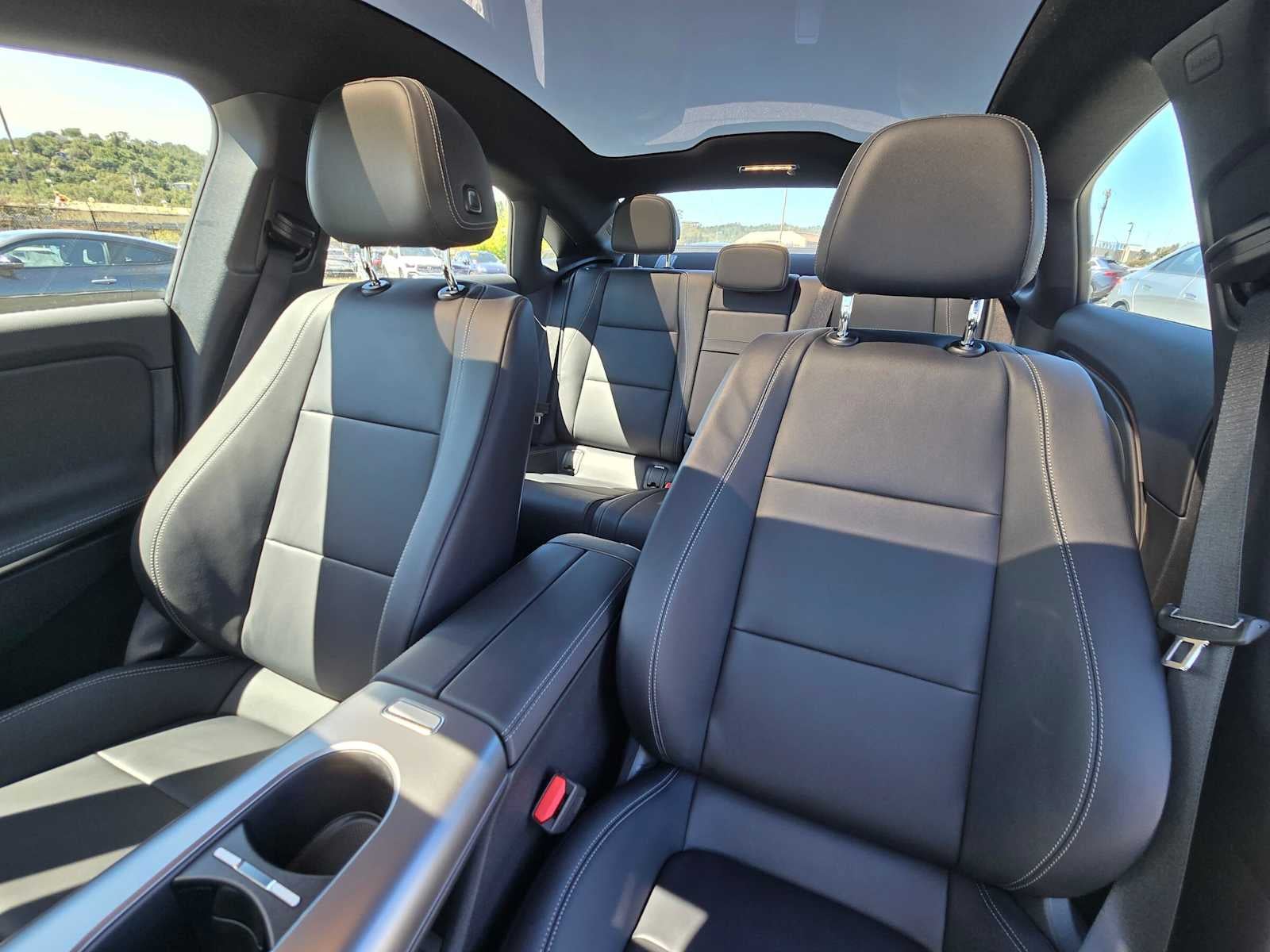2027 Mercedes-Benz CLA 220 Hybrid FWD