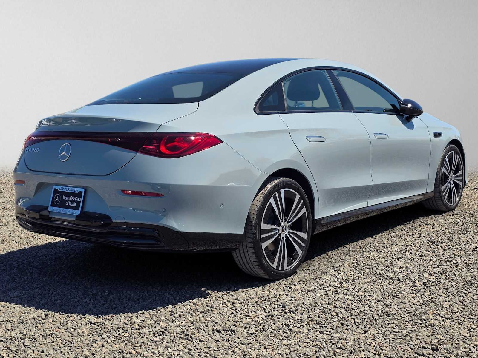 2027 Mercedes-Benz CLA 220 Hybrid FWD