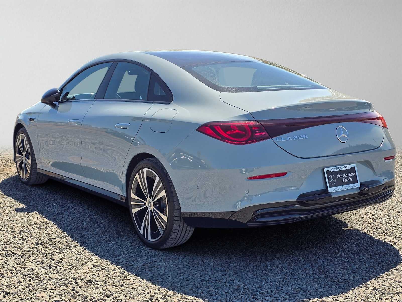 2027 Mercedes-Benz CLA 220 Hybrid FWD