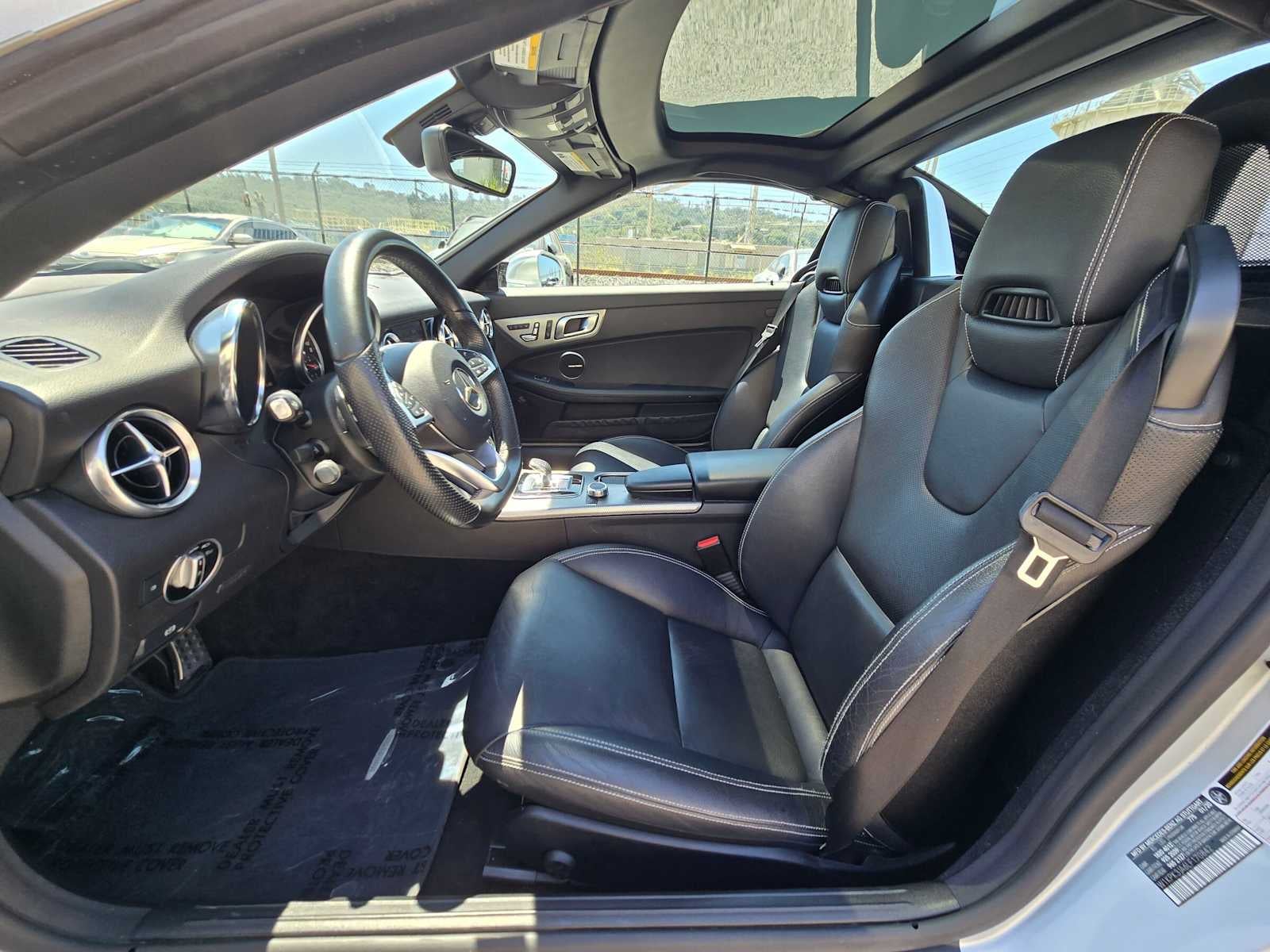 2020 Mercedes-Benz SLC 300 Roadster