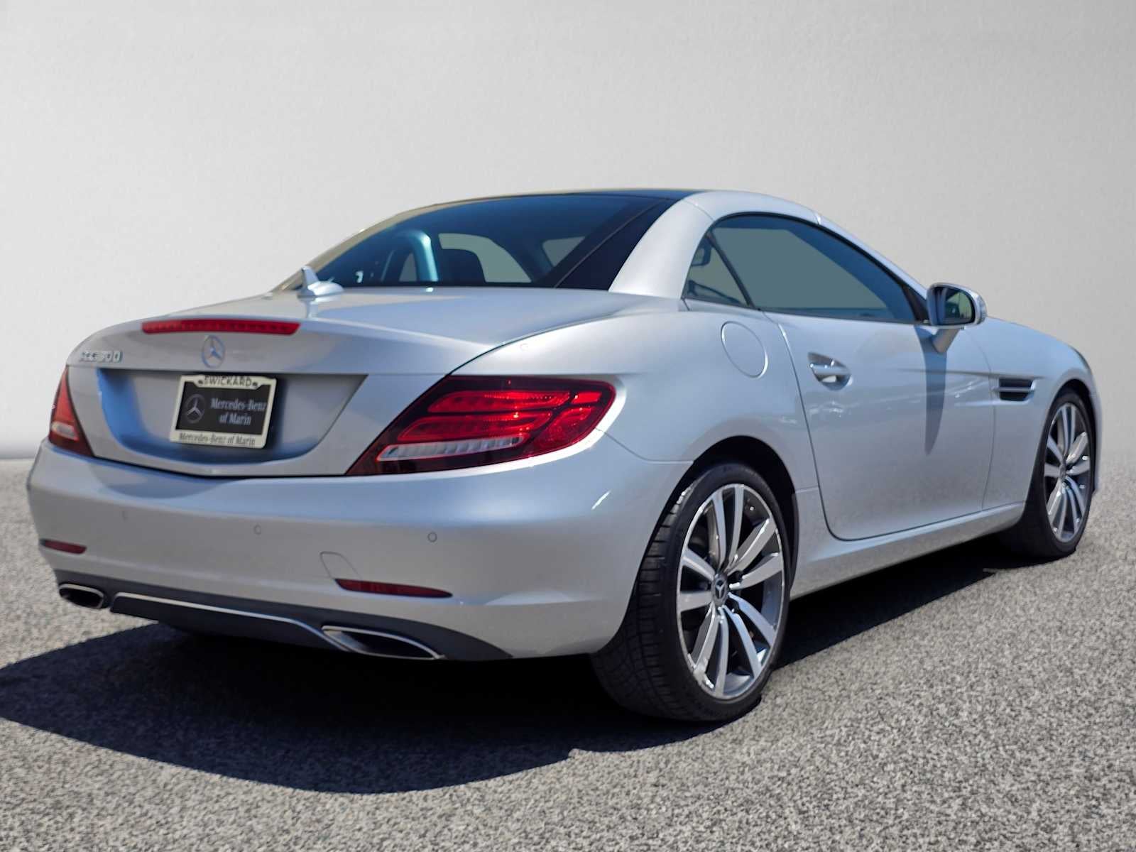 2020 Mercedes-Benz SLC 300 Roadster