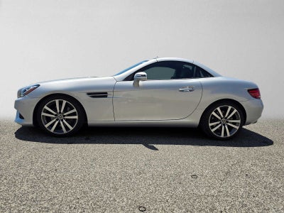 2020 Mercedes-Benz SLC 300 Roadster