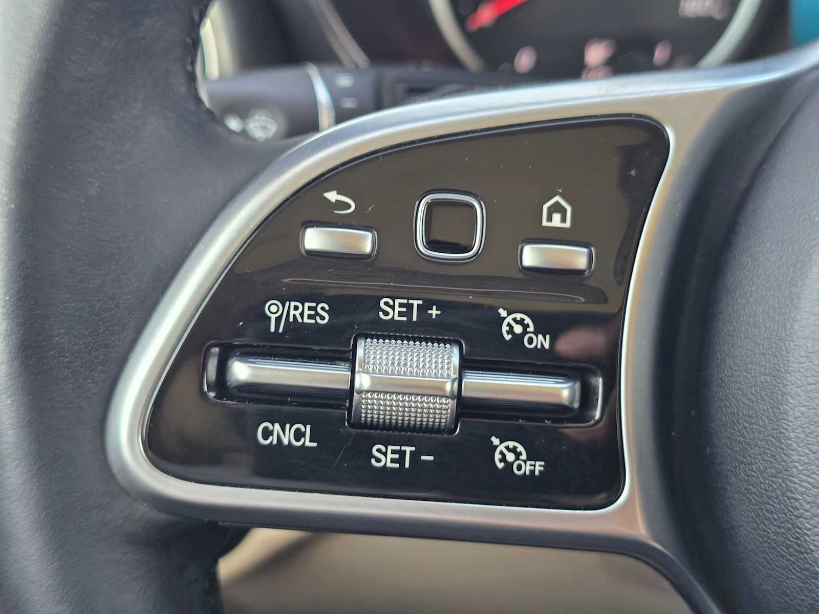 2021 Mercedes-Benz GLC 300 SUV