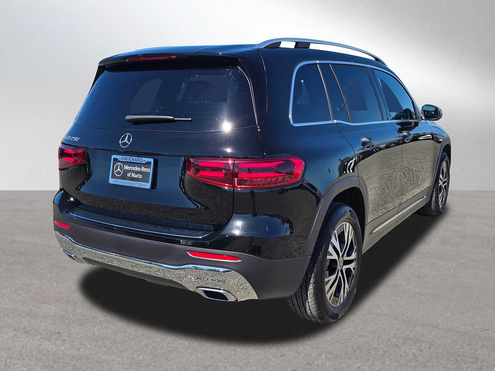 2026 Mercedes-Benz GLB 250 SUV