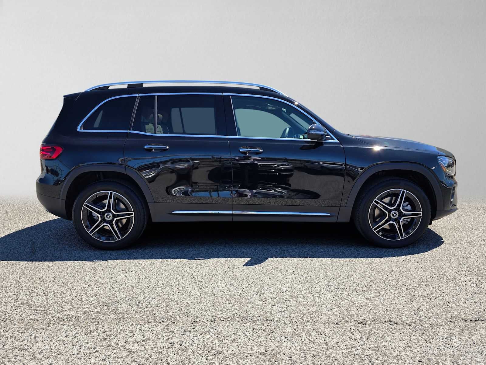 2026 Mercedes-Benz GLB 250 SUV
