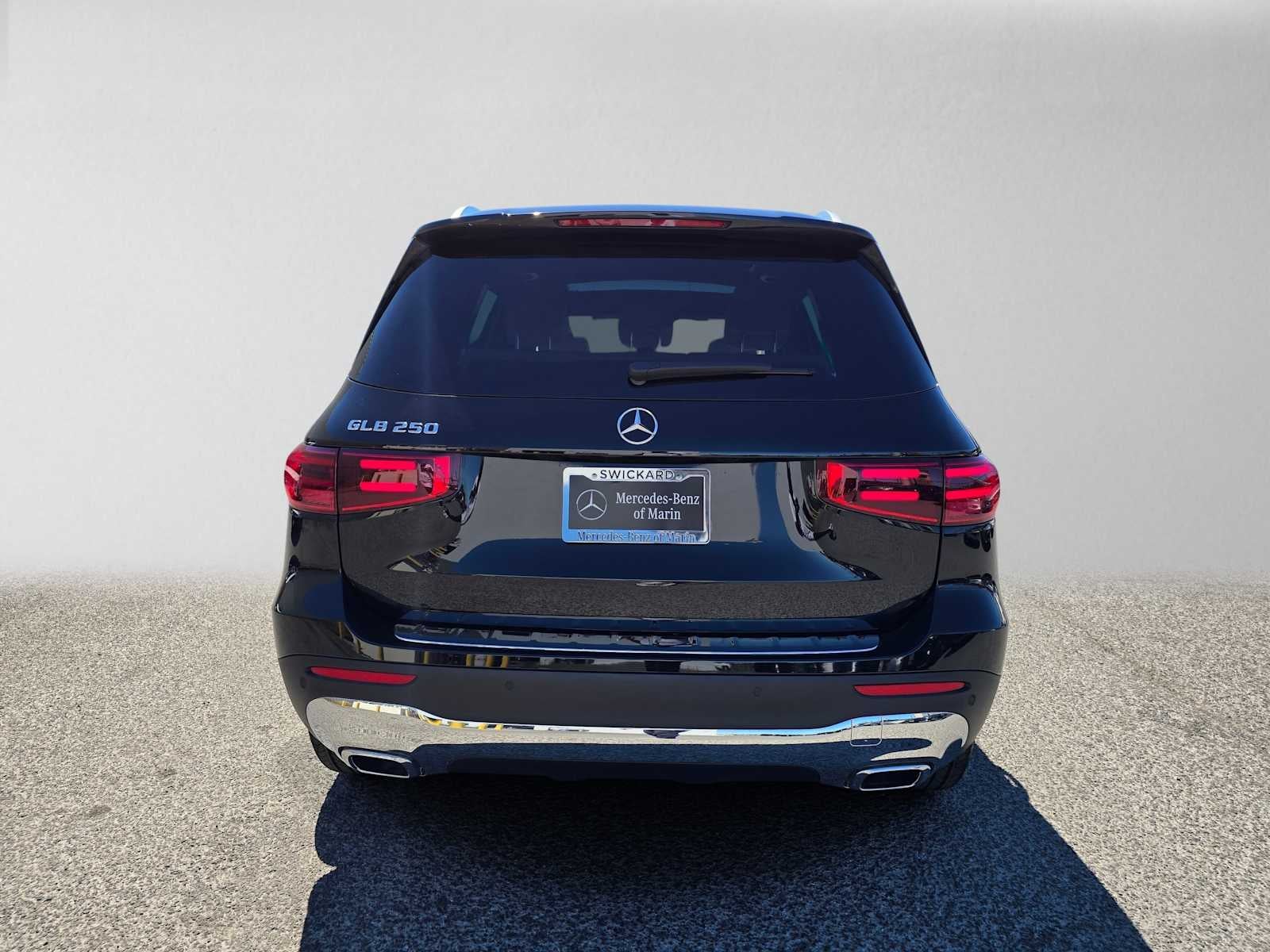 2026 Mercedes-Benz GLB 250 SUV