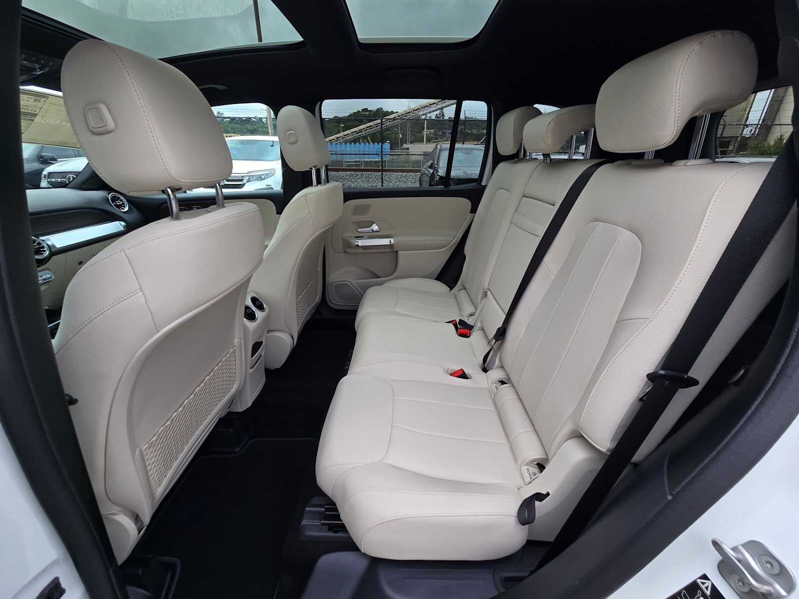 2026 Mercedes-Benz GLB 250 SUV