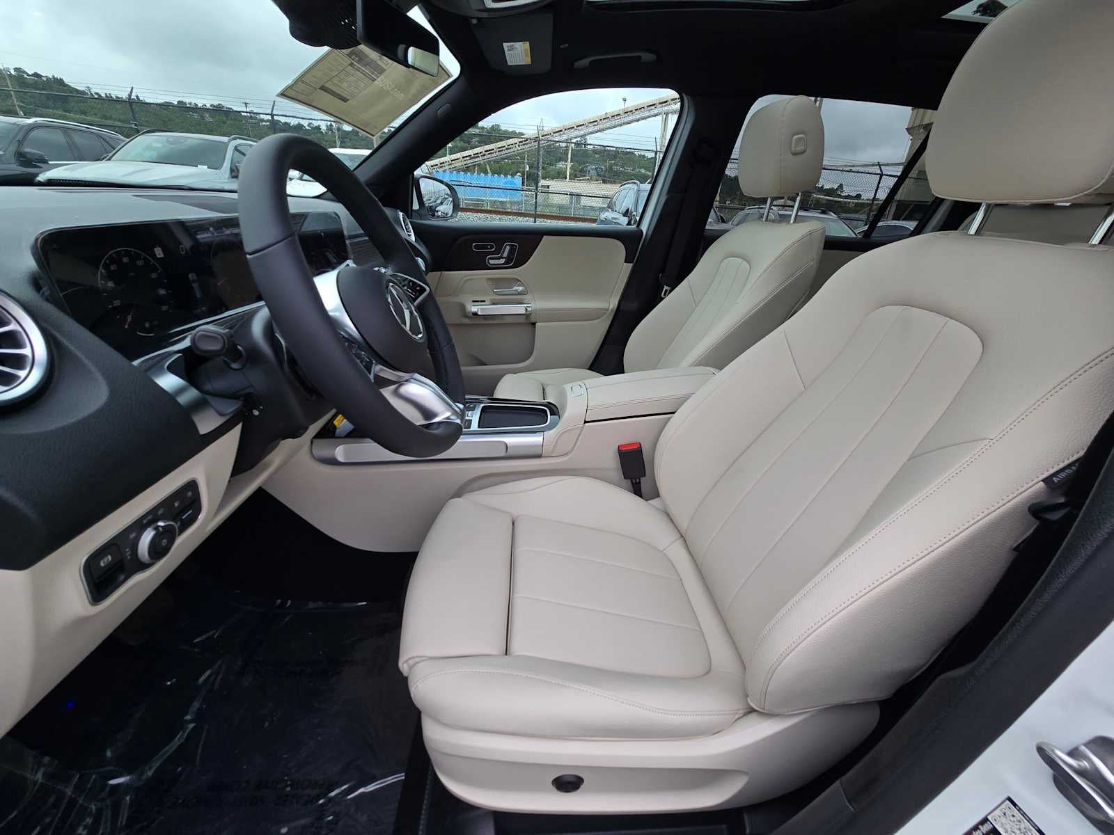 2026 Mercedes-Benz GLB 250 SUV