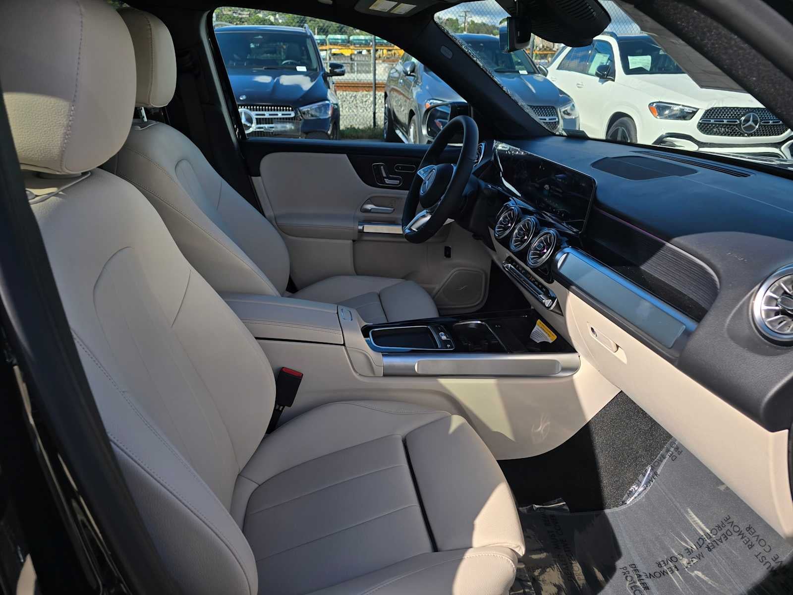 2026 Mercedes-Benz GLB 250 SUV