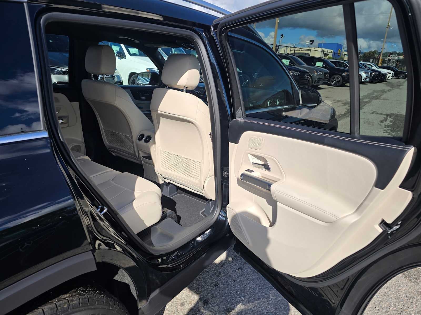 2026 Mercedes-Benz GLB 250 SUV