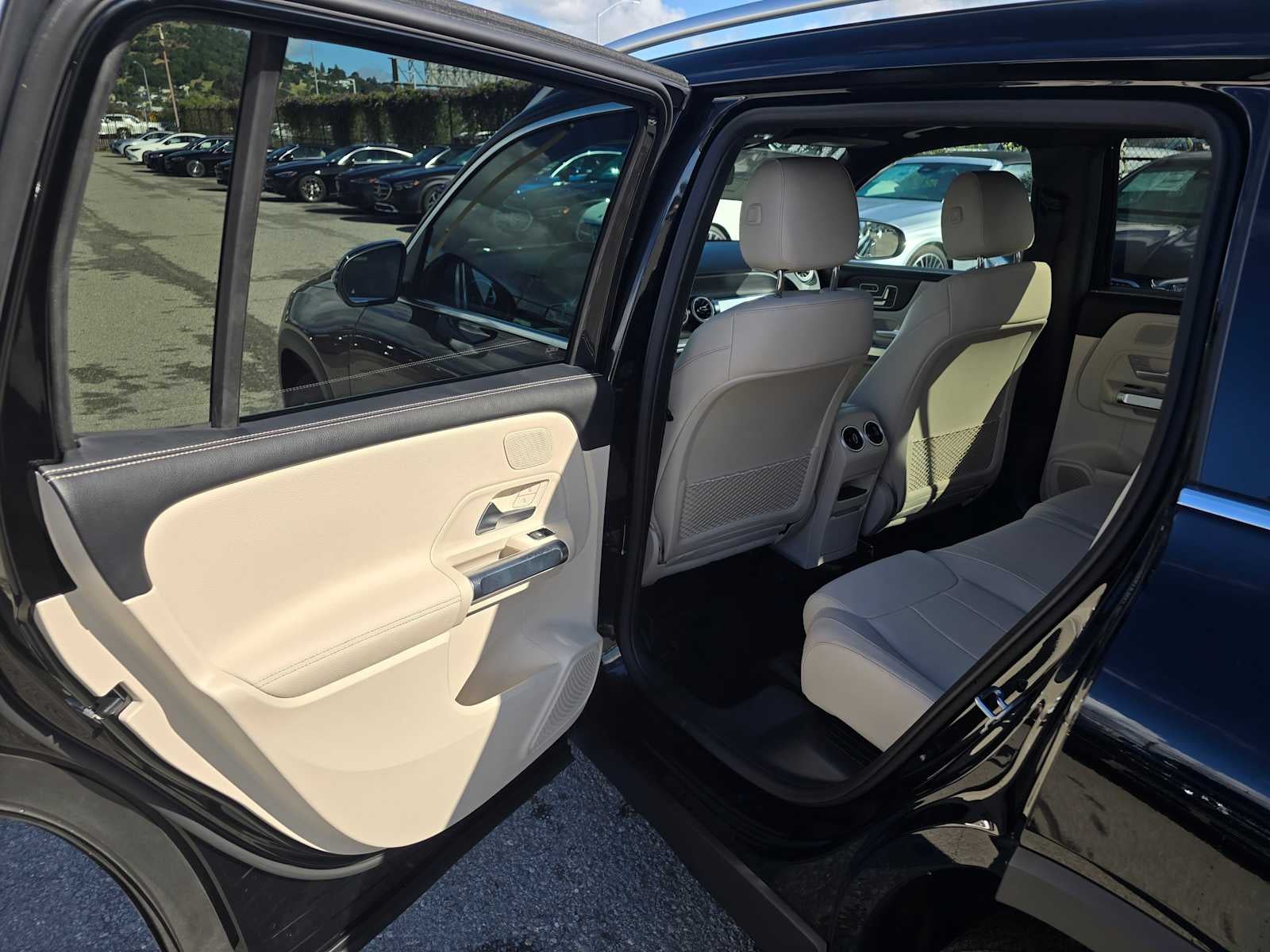 2026 Mercedes-Benz GLB 250 SUV