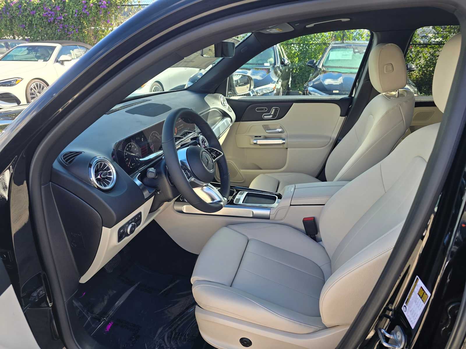 2026 Mercedes-Benz GLB 250 SUV