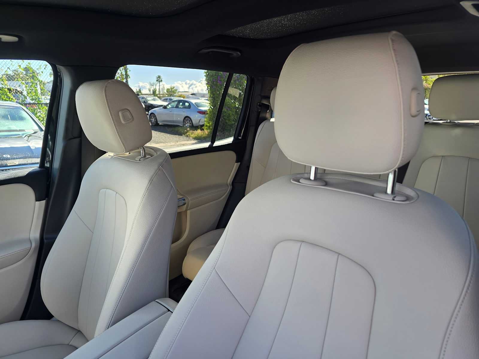 2026 Mercedes-Benz GLB 250 SUV