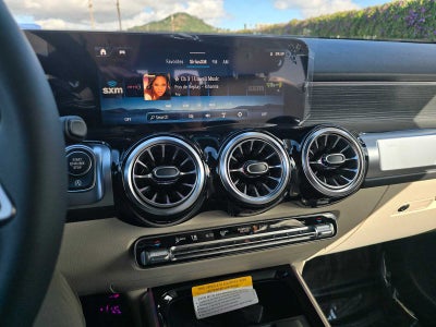 2026 Mercedes-Benz GLB 250 SUV