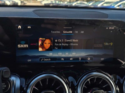 2026 Mercedes-Benz GLB 250 SUV