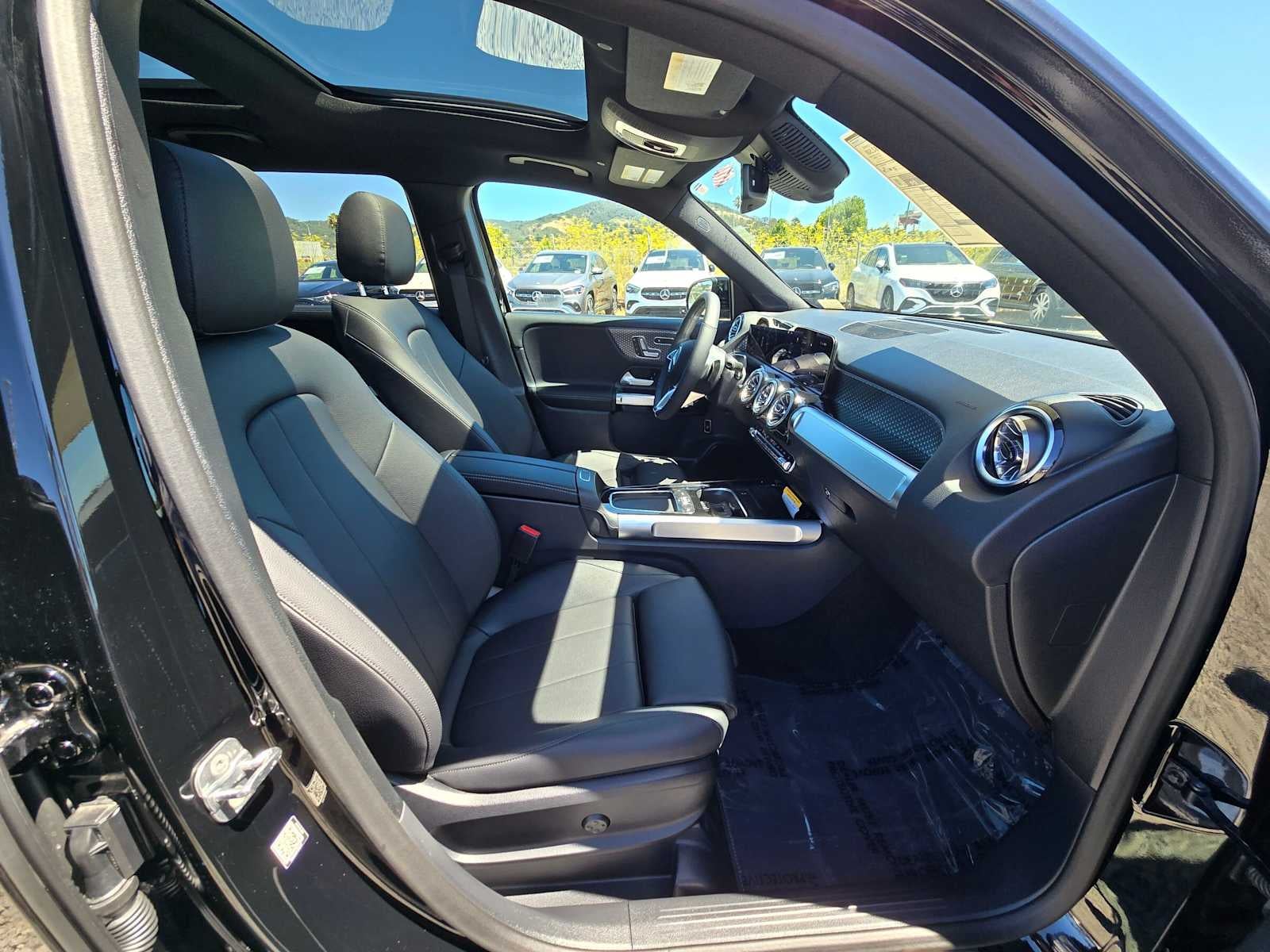 2026 Mercedes-Benz GLB 250 SUV