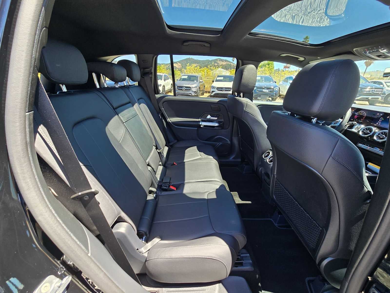 2026 Mercedes-Benz GLB 250 SUV