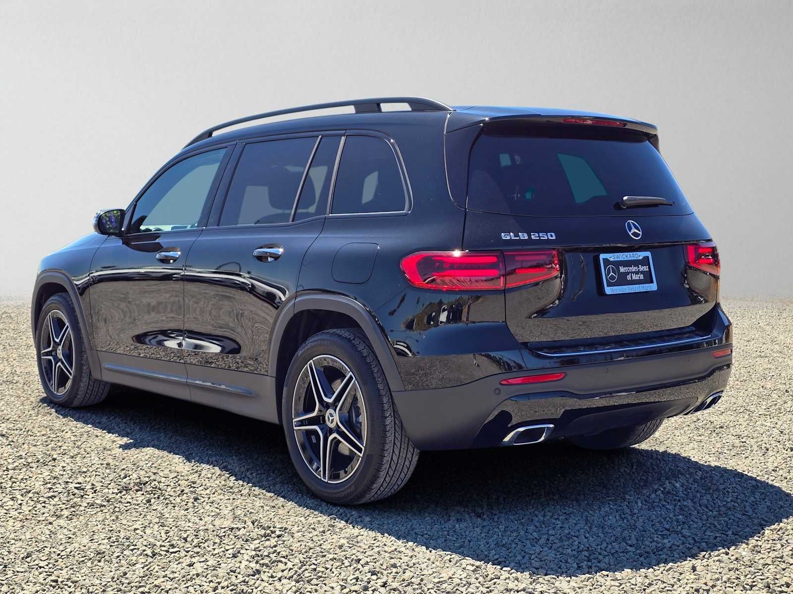 2026 Mercedes-Benz GLB 250 SUV