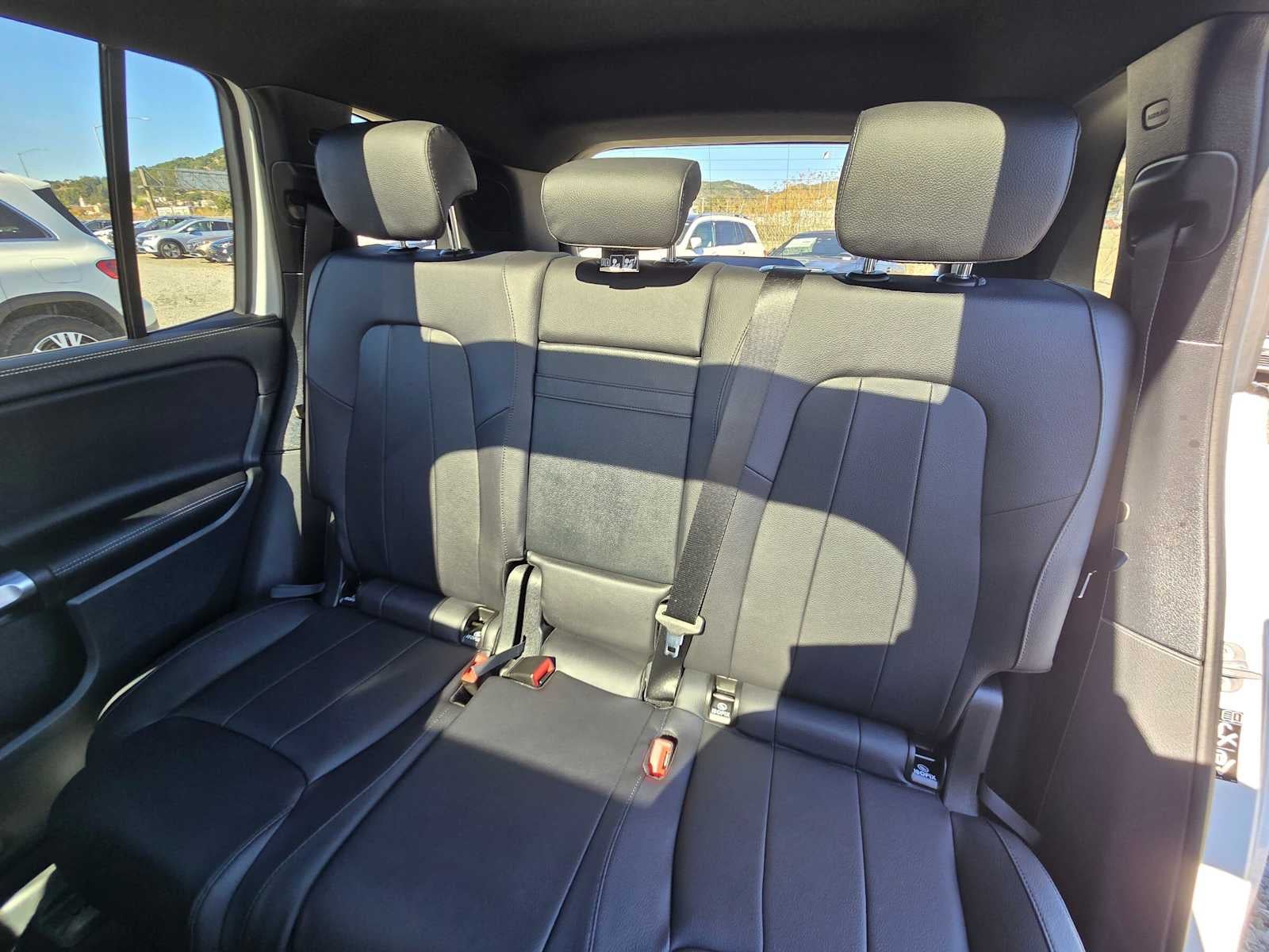 2026 Mercedes-Benz GLB 250 SUV