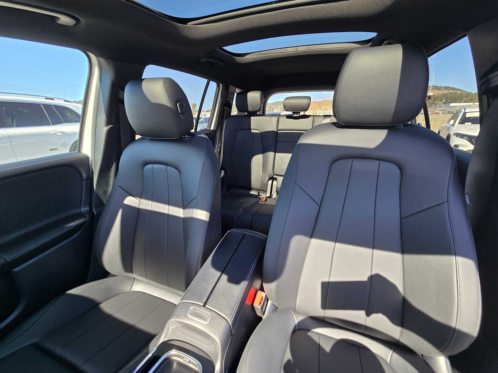 2026 Mercedes-Benz GLB 250 SUV