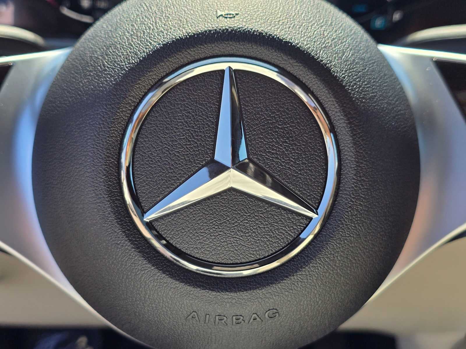 2026 Mercedes-Benz GLB 250 SUV