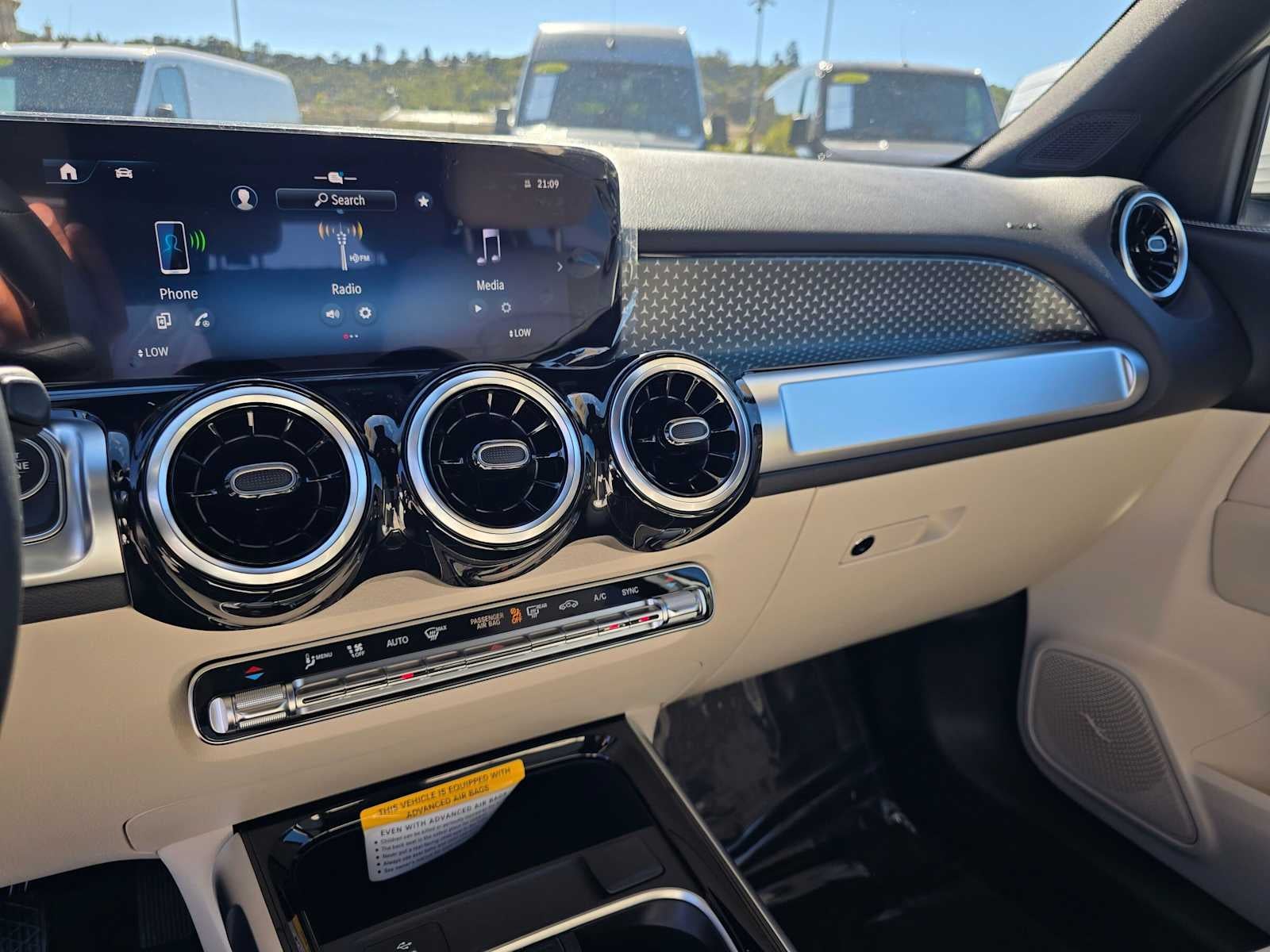 2026 Mercedes-Benz GLB 250 SUV