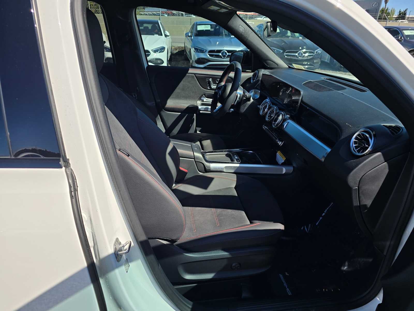 2024 Mercedes-Benz GLB GLB 250