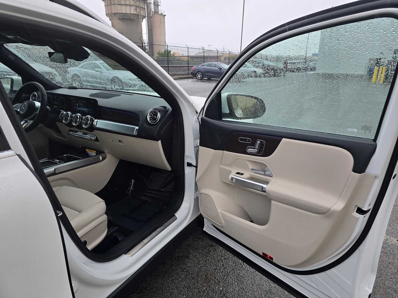 2026 Mercedes-Benz GLB 250 SUV