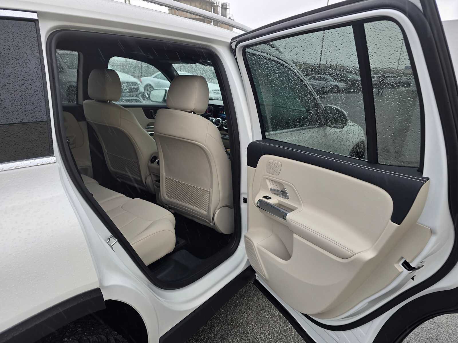 2026 Mercedes-Benz GLB 250 SUV