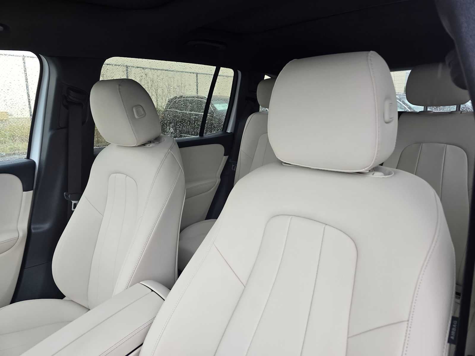 2026 Mercedes-Benz GLB 250 SUV