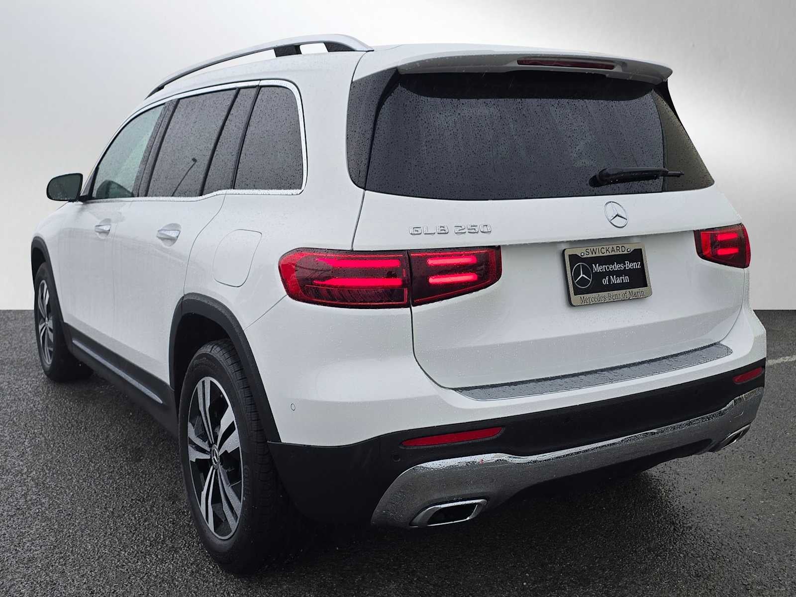 2026 Mercedes-Benz GLB 250 SUV