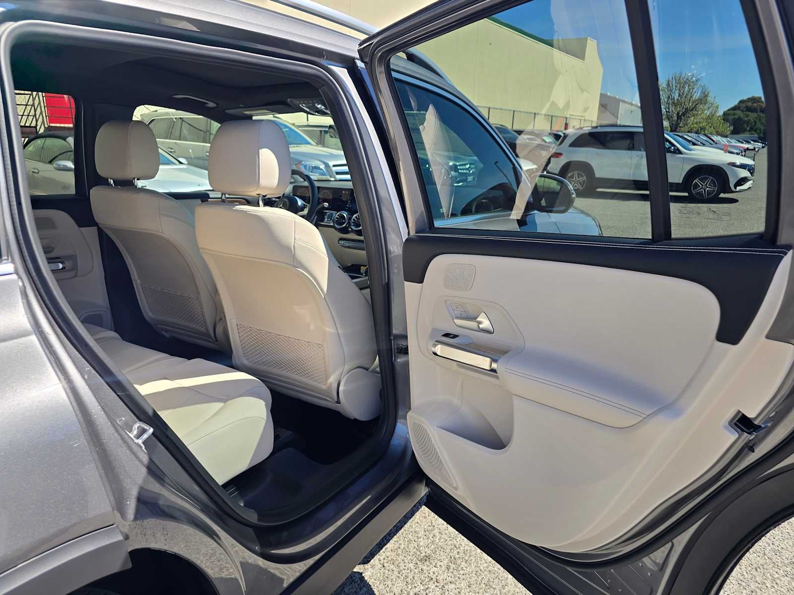 2026 Mercedes-Benz GLB 250 SUV