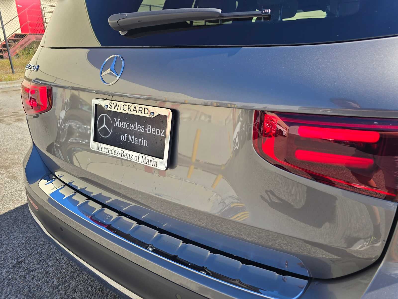 2026 Mercedes-Benz GLB 250 SUV