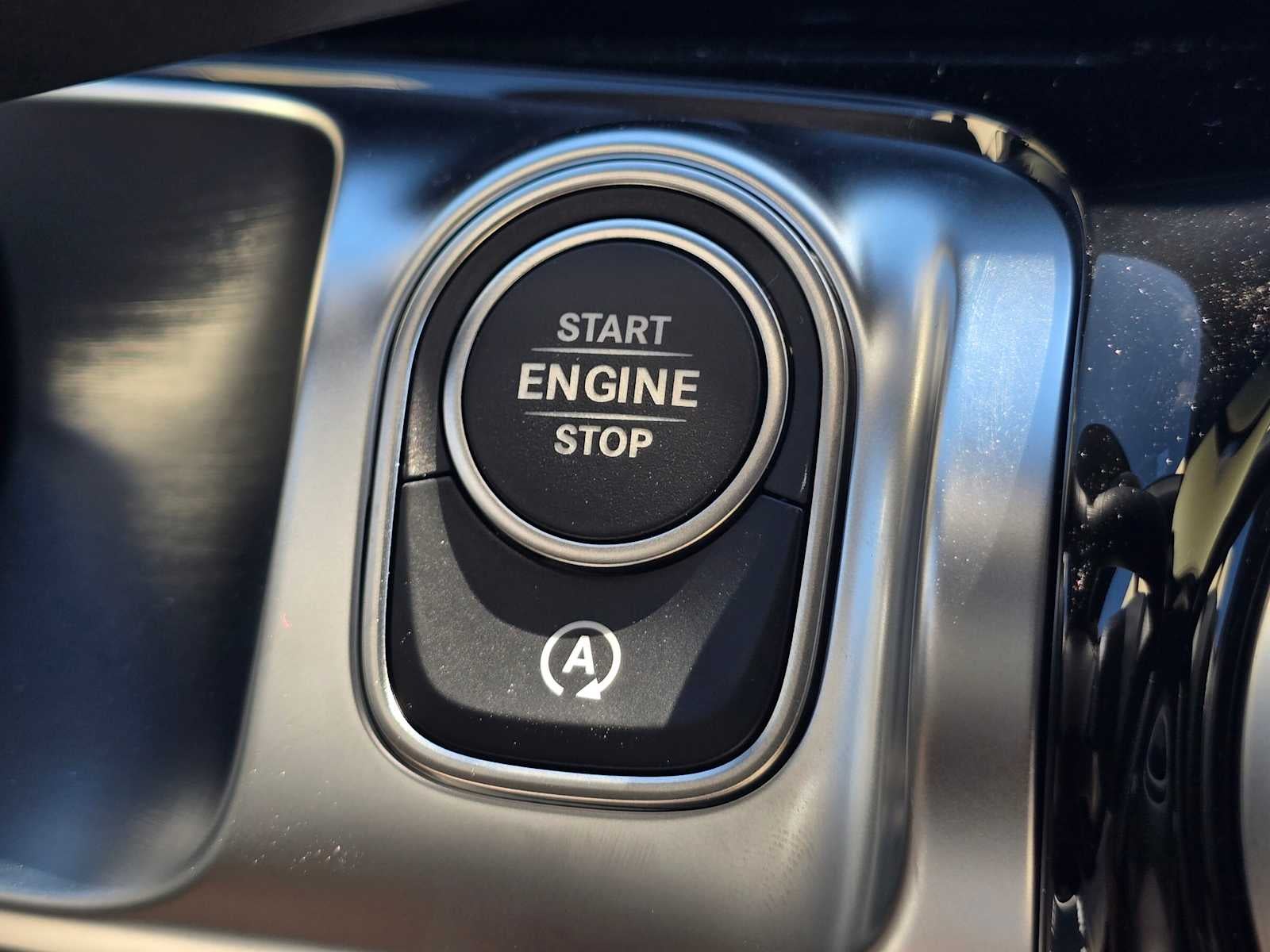 2026 Mercedes-Benz GLB 250 SUV