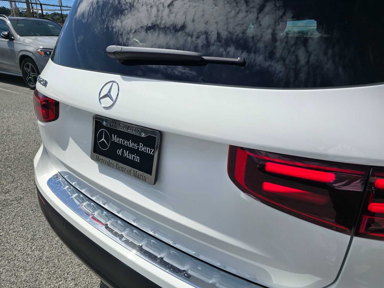 2026 Mercedes-Benz GLB 250 SUV