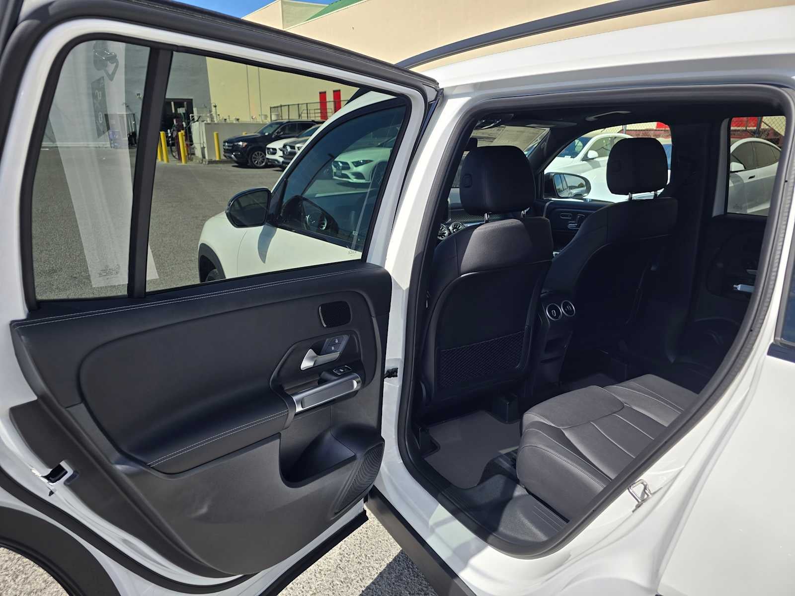 2026 Mercedes-Benz GLB 250 SUV